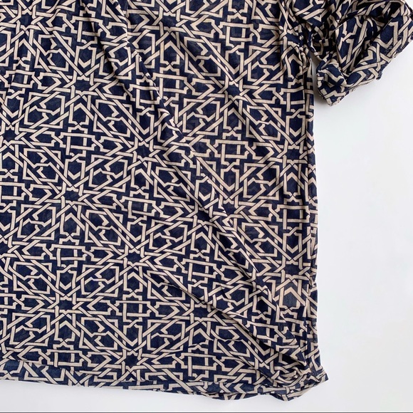 Anthropologie—Bailey & Chloe—Blue & Cream Blouse - Picture 3 of 8